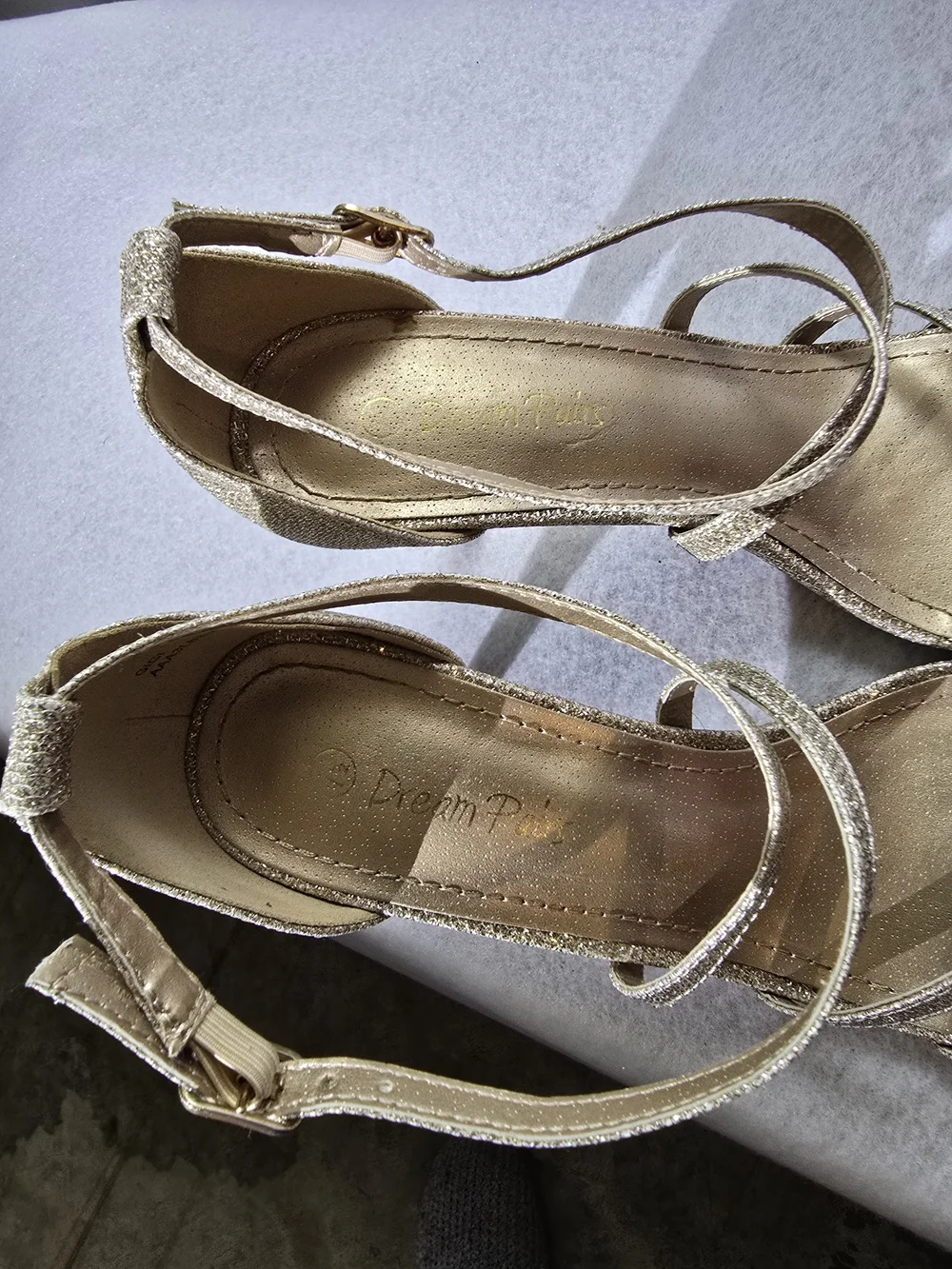 Dream Pairs Gold Glitter Strappy High Heel Sandals Size 7.5